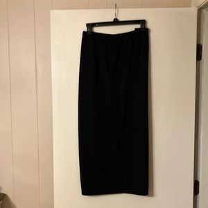Nuggles black classic skirt 2X NWOT